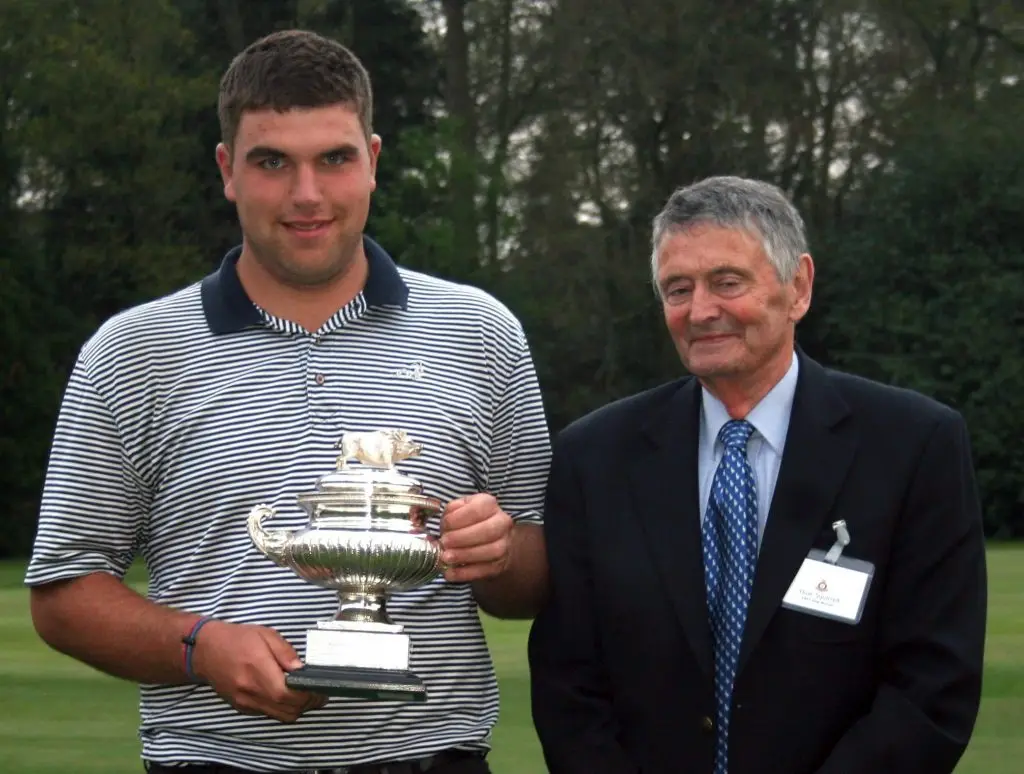 Jack Senior, winner of the 2011 Hampshire Hog at North Hants Golf Club with 1961 winner Hew Squirrell (right)